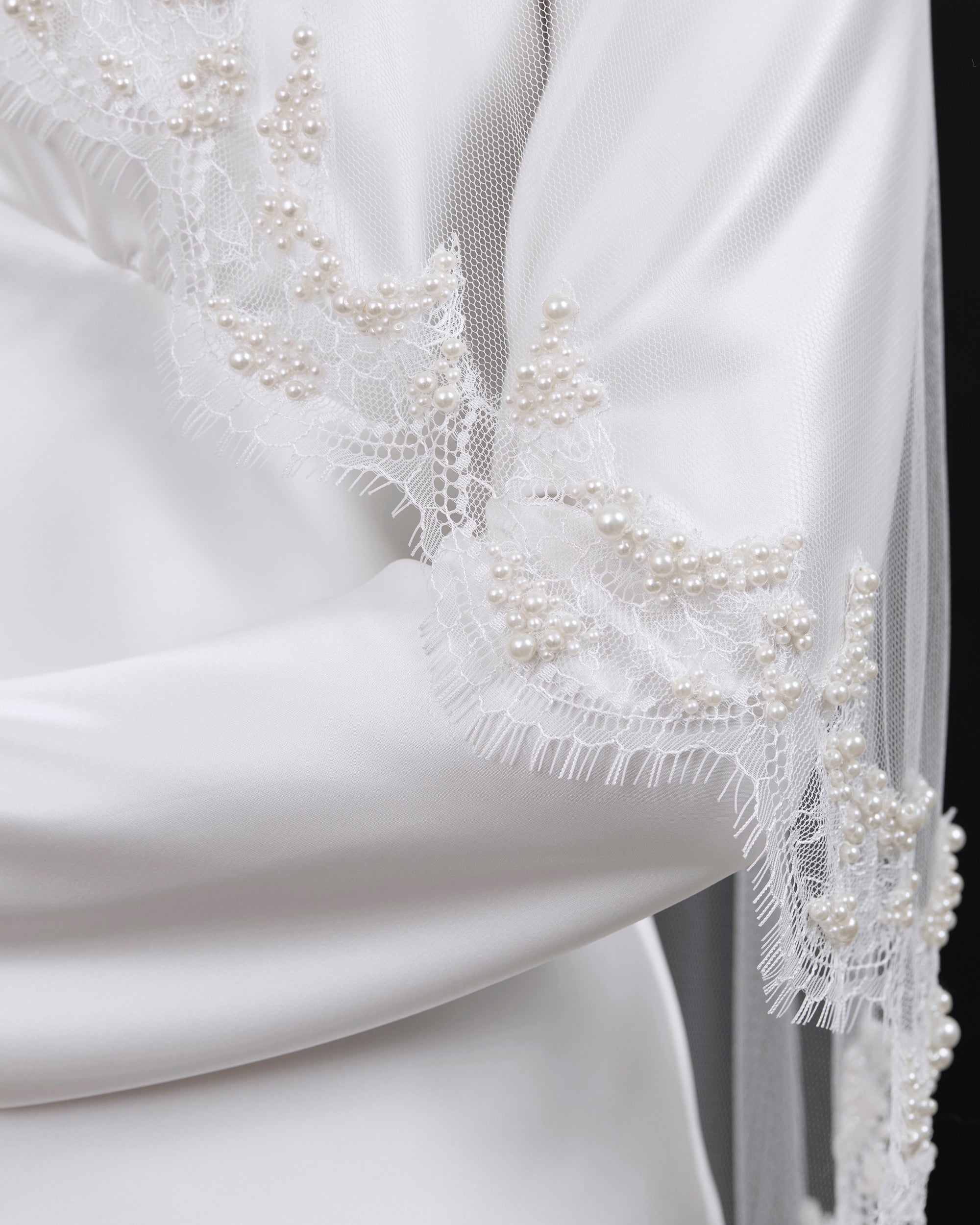 HARPER PEARLS BEADED LACE VEIL