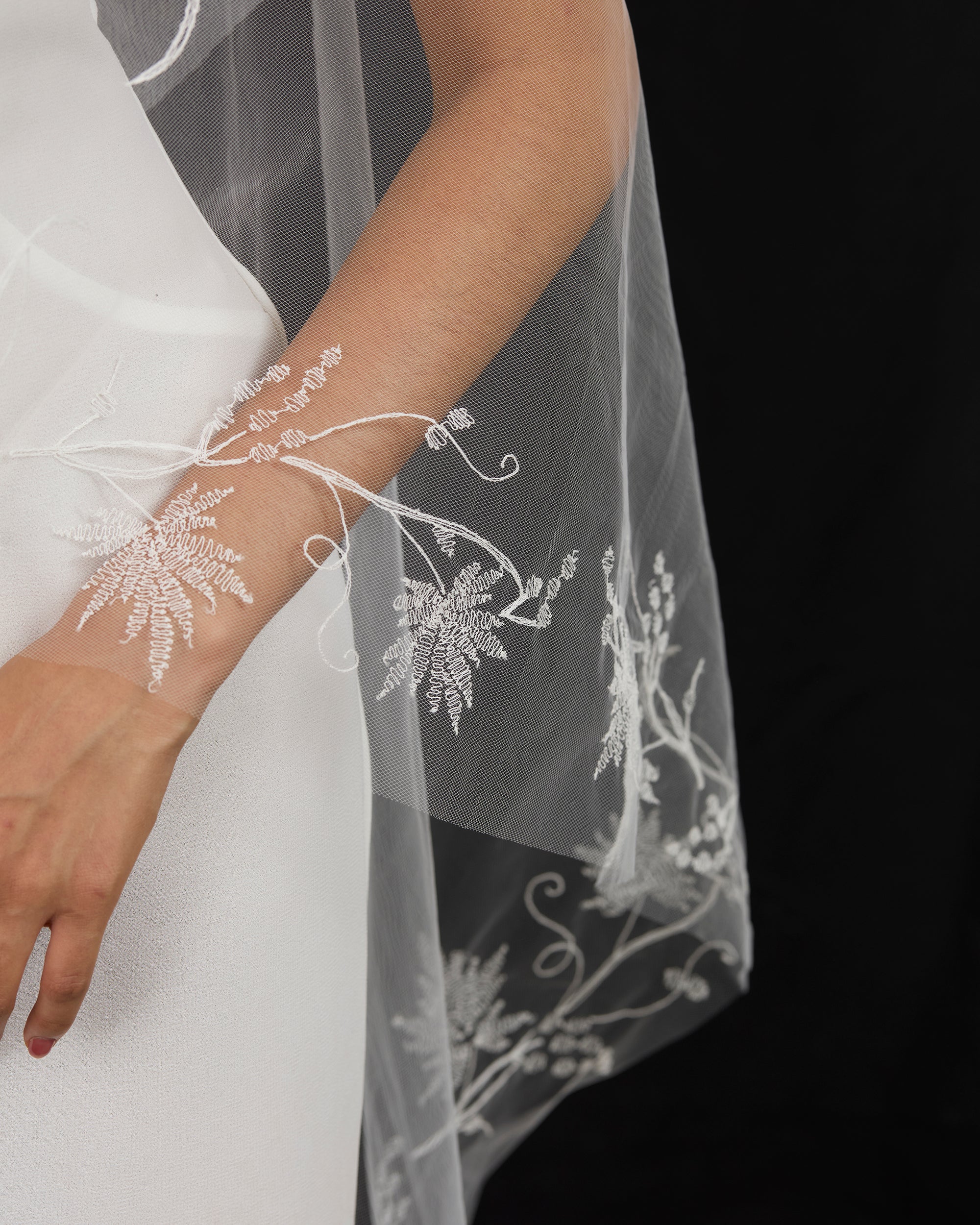 SOFIA LINE STITCH EMBROIDERY VEIL