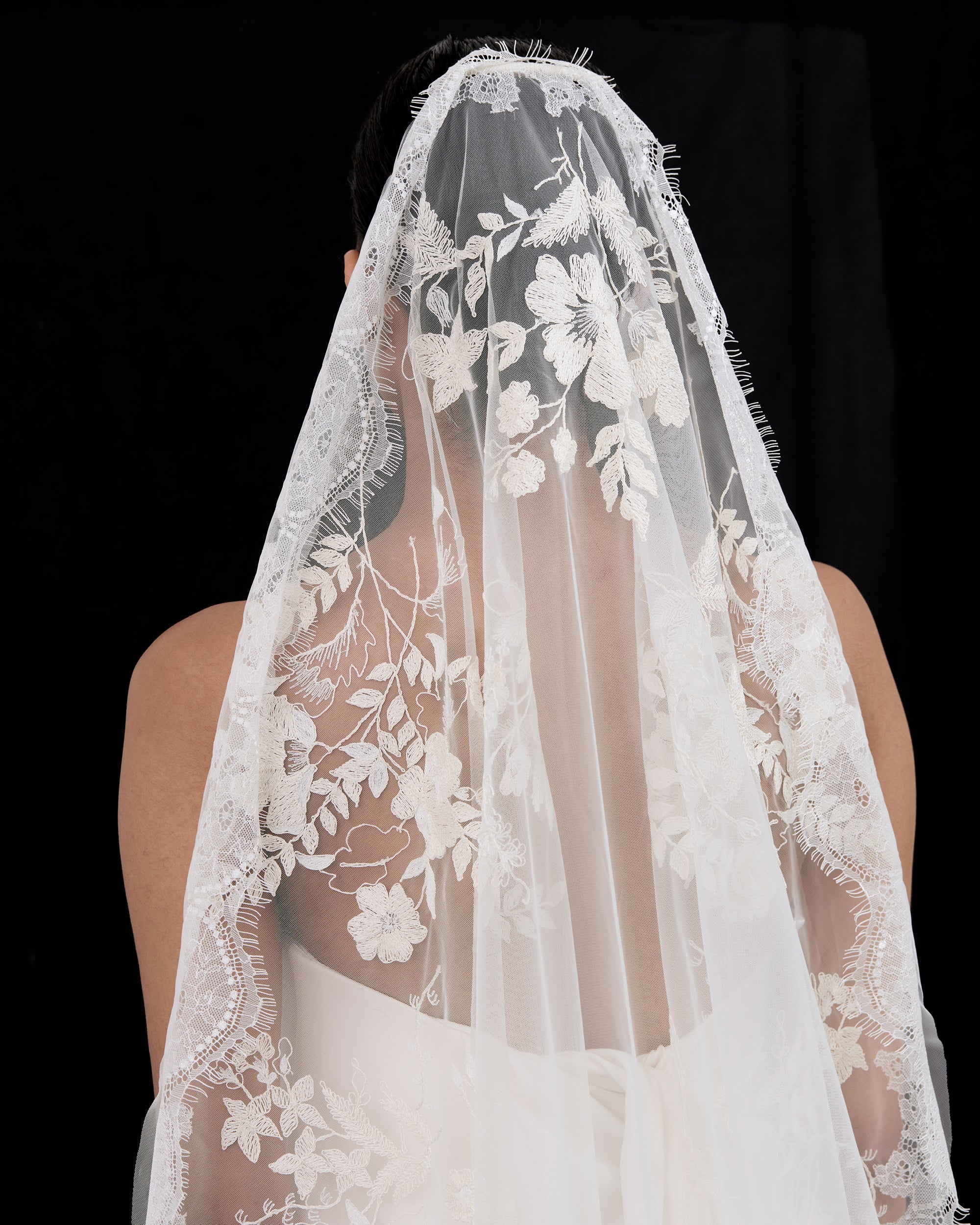 BIANCA  FLORAL EMBROIDERY VEIL
