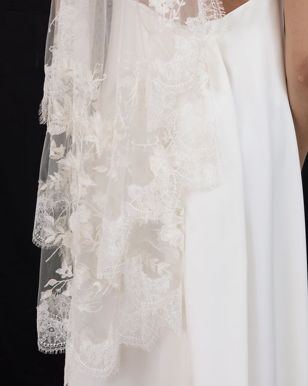 JULIA  FLORAL EMBROIDERY VEIL