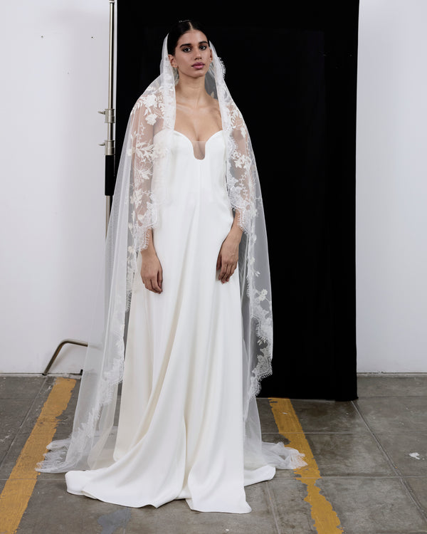 BIANCA  FLORAL EMBROIDERY VEIL