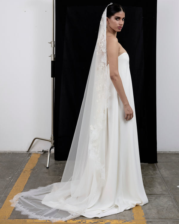 BIANCA  FLORAL EMBROIDERY VEIL