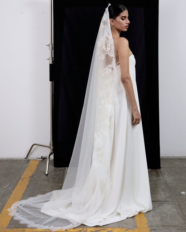 BIANCA  FLORAL EMBROIDERY VEIL