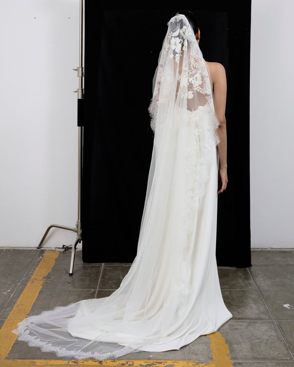 BIANCA  FLORAL EMBROIDERY VEIL