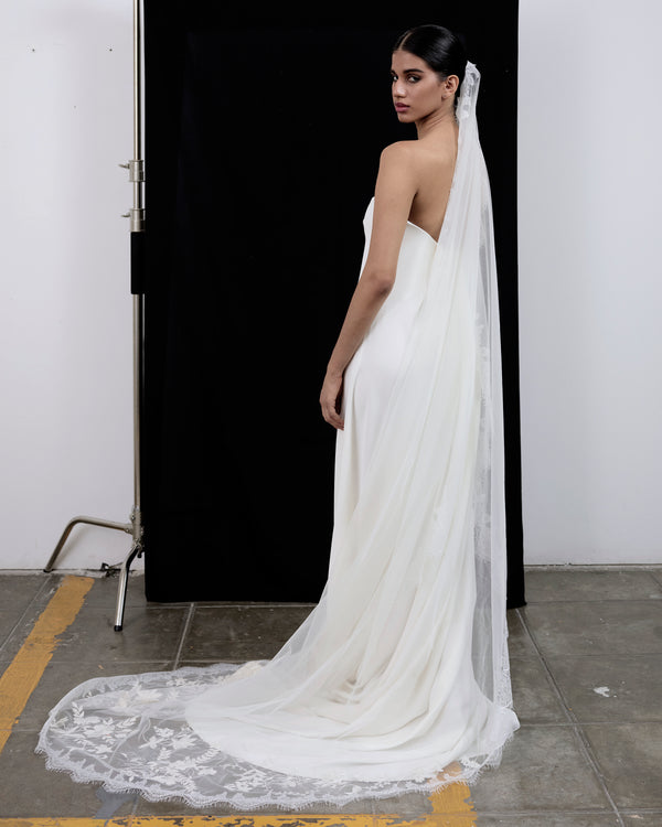 BIANCA  FLORAL EMBROIDERY VEIL
