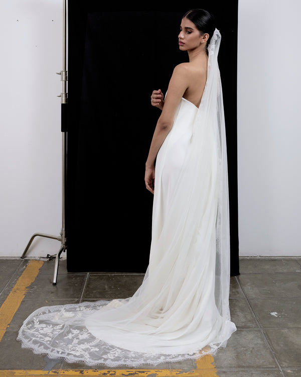 BIANCA  FLORAL EMBROIDERY VEIL