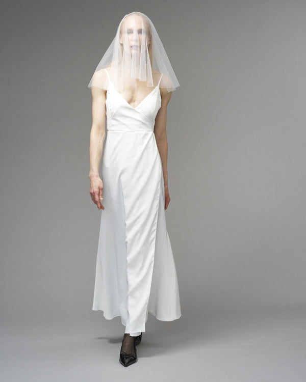 RTS.- ECO TULLE // RAW EDGE TWO TIER MINI SHOULDER LENGTH  20" // OFF WHITE - Ofrenda Studio