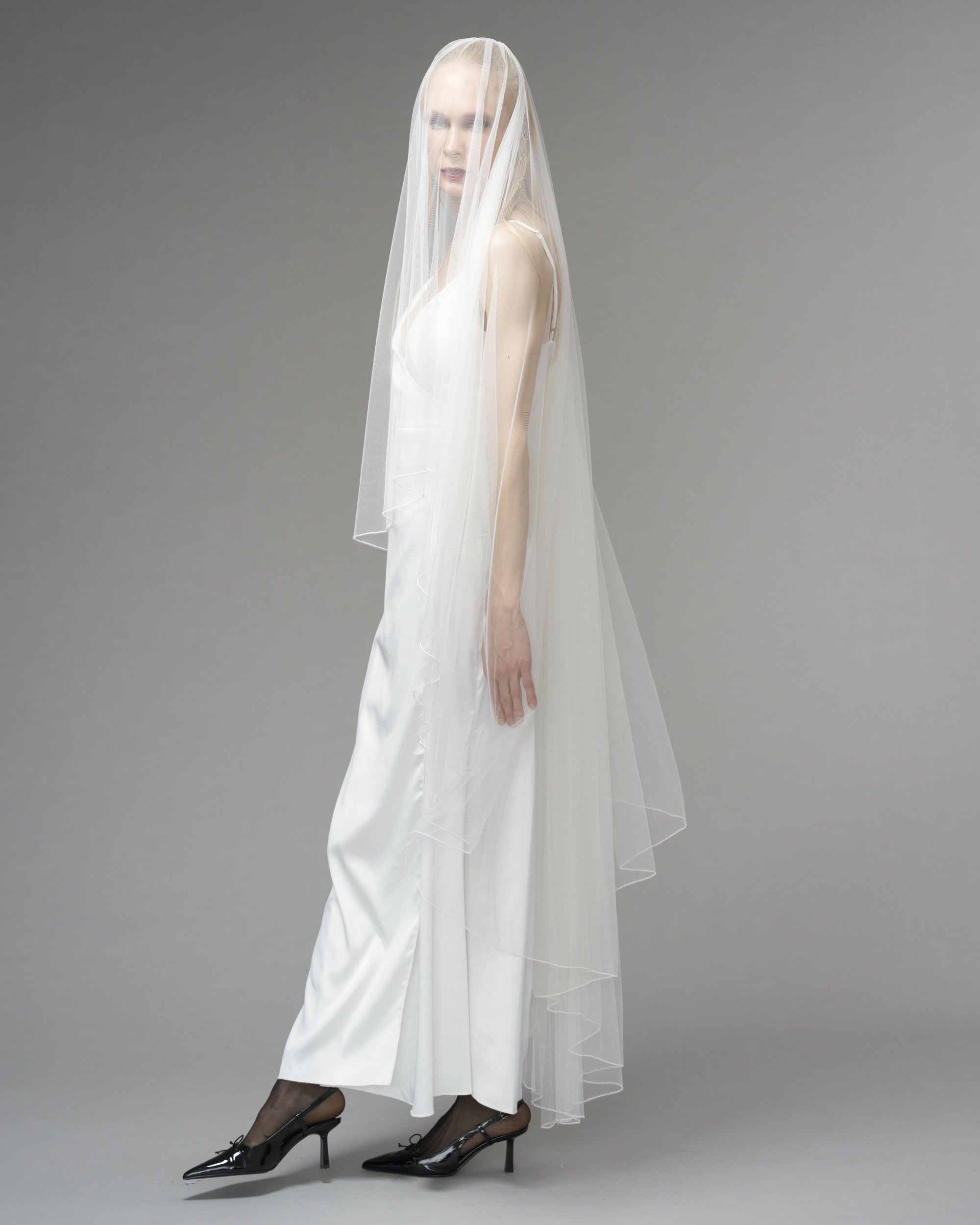 RTS.- ECO TULLE // FINE BEADED WALTZ LENGTH 72" + 30" BLUSHER // LIGHT IVORY