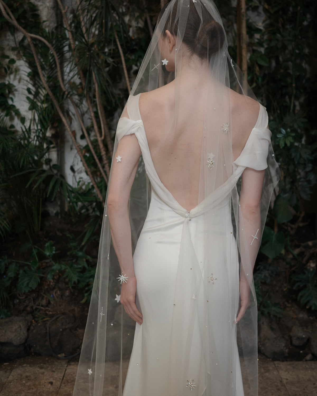 ASTRA STAR BEADED VEIL
