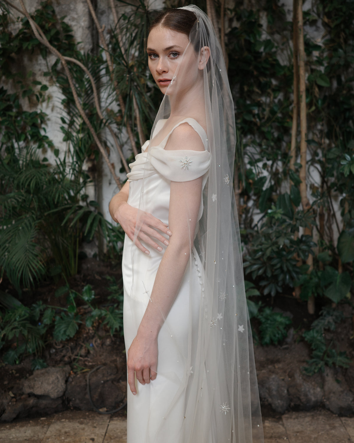 ASTRA STAR BEADED VEIL