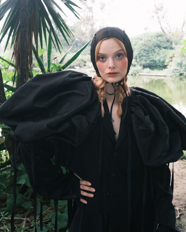 SLOW SHADOWS BLACK BONNET .- X Jackie Crespo