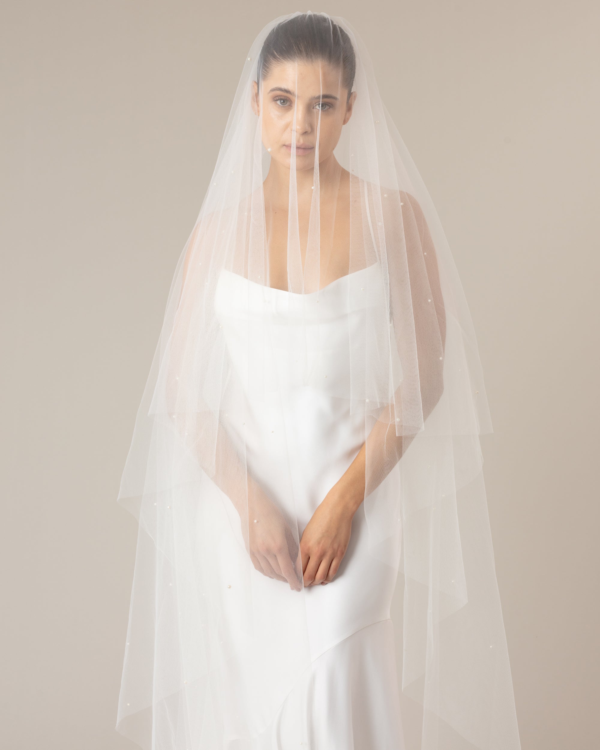 CLAYTON PEARL CATHEDRAL VEIL