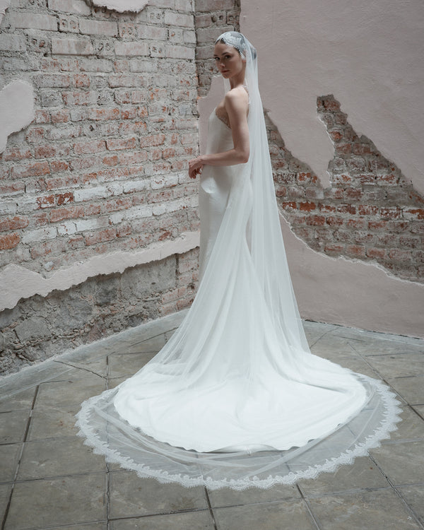 CLARA LACE EDGE VEIL - Ofrenda Studio