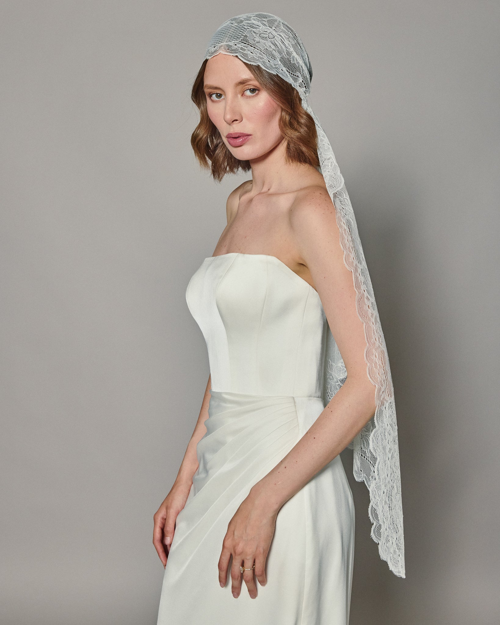 CRISTINA SPANISH LACE MANTILLA