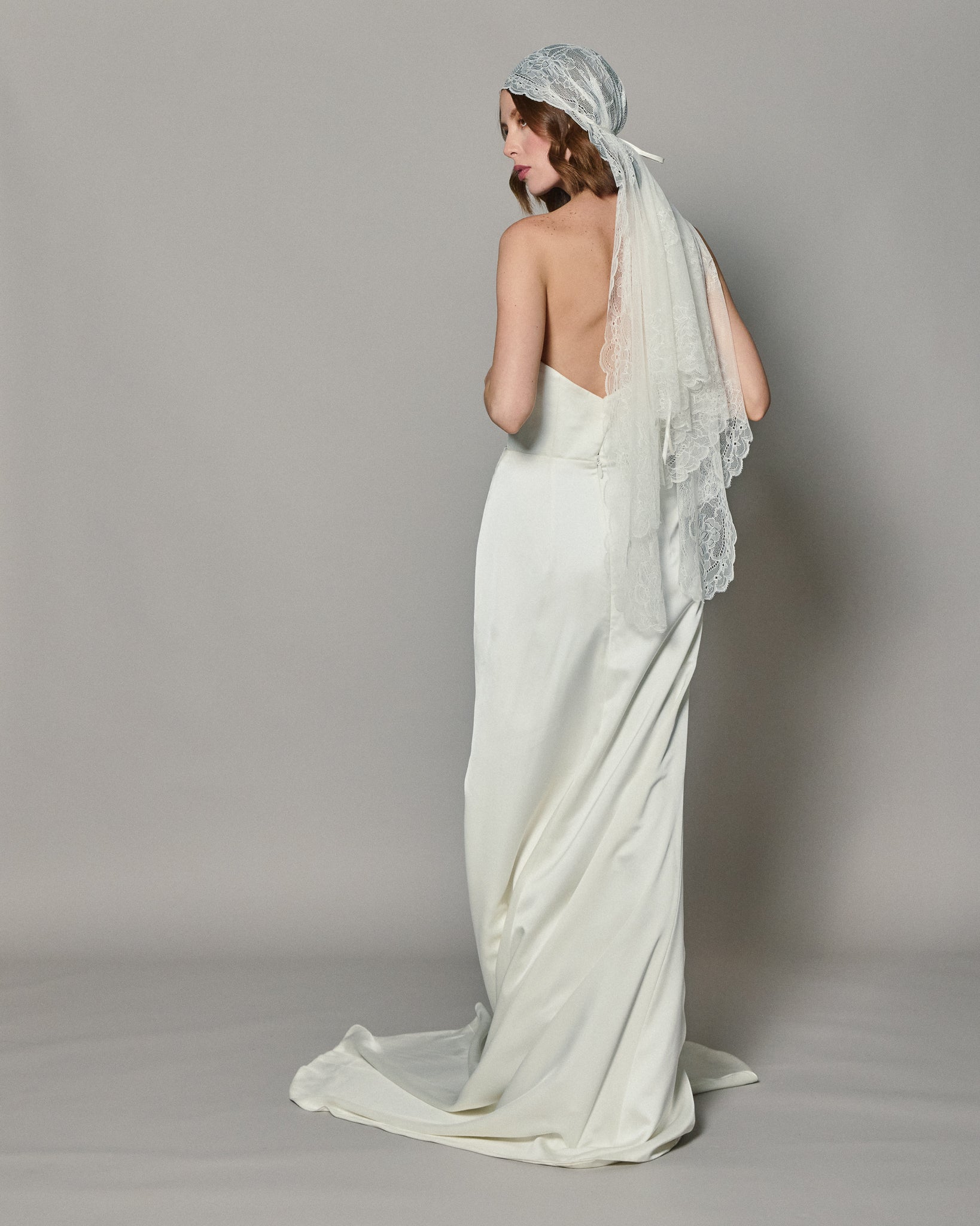 CRISTINA SPANISH LACE MANTILLA