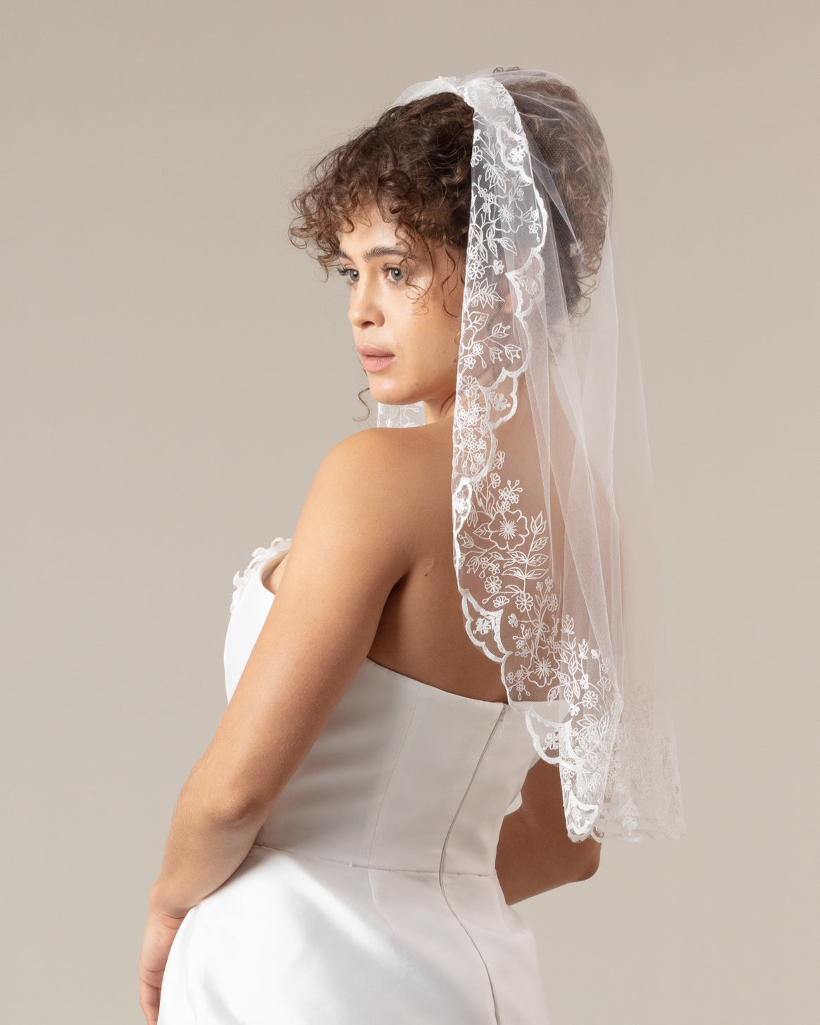 DEBRA FLORAL NEEDLEWORK VEIL - Ofrenda Studio