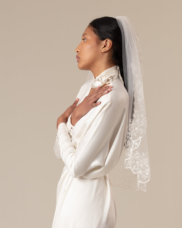 DEBRA FLORAL NEEDLEWORK VEIL - Ofrenda Studio