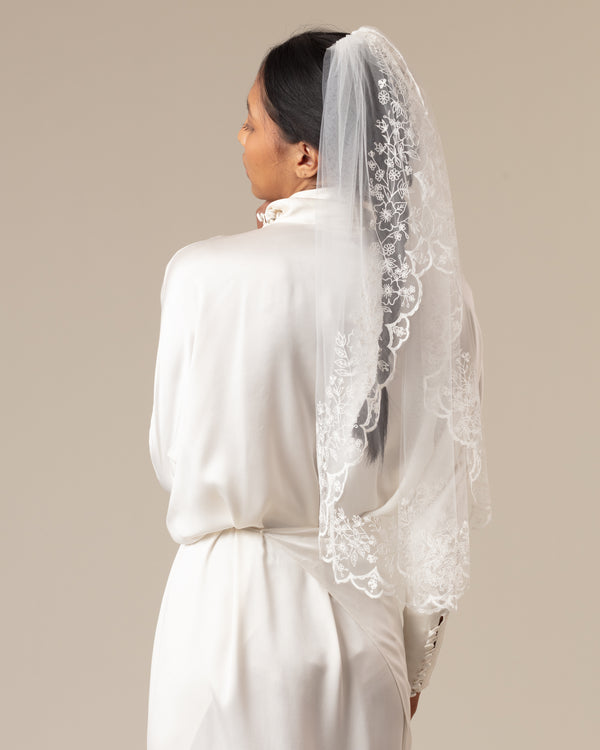DEBRA FLORAL NEEDLEWORK VEIL - Ofrenda Studio
