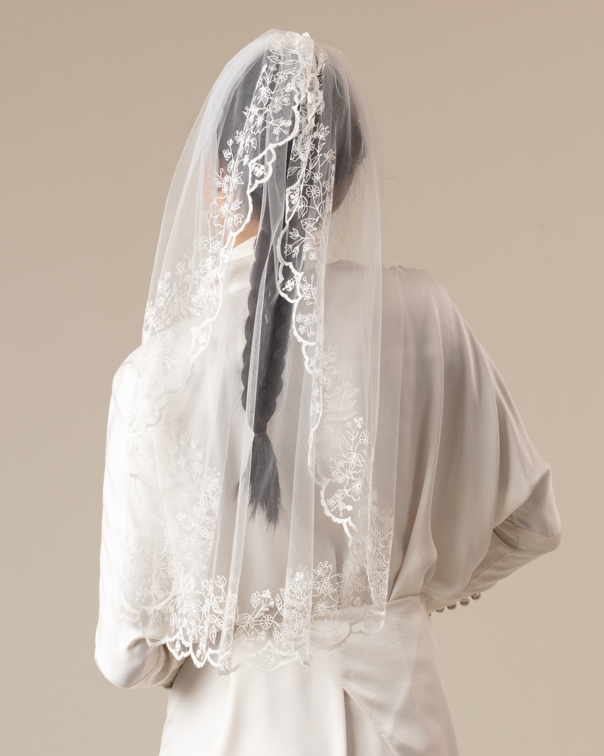 DEBRA FLORAL NEEDLEWORK VEIL - Ofrenda Studio