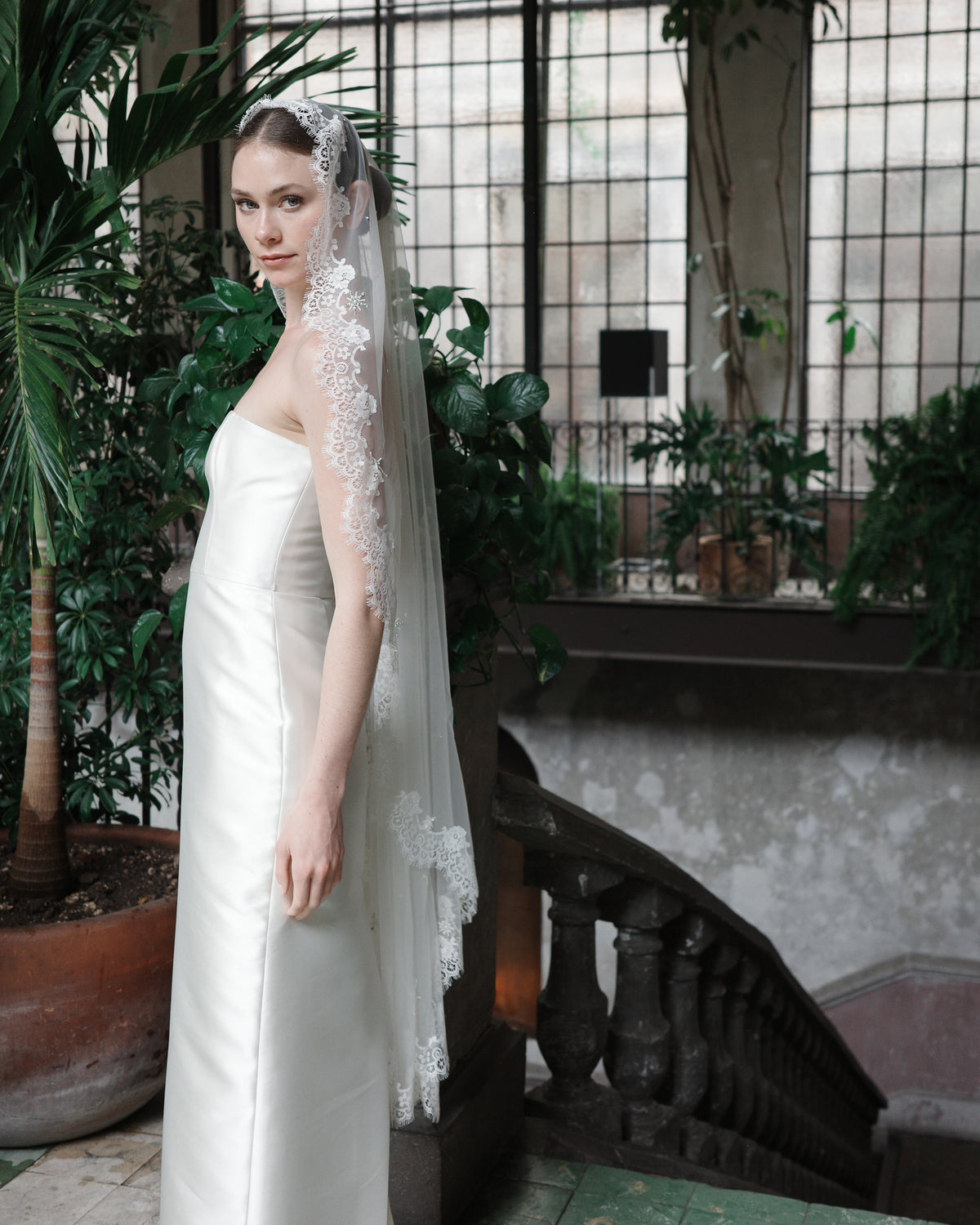ESTRELLA MANTILLA VEIL - Ofrenda Studio