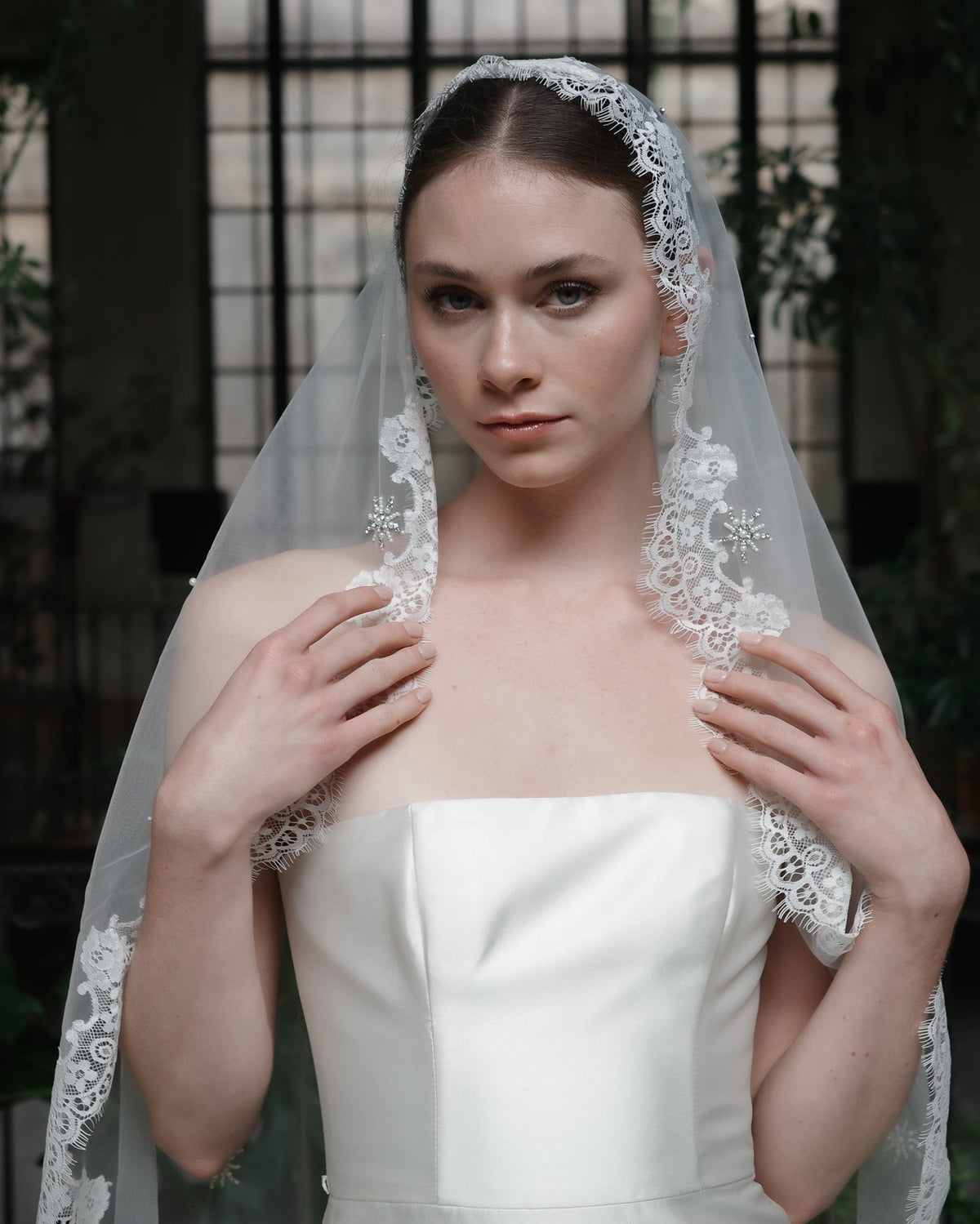 ESTRELLA MANTILLA VEIL