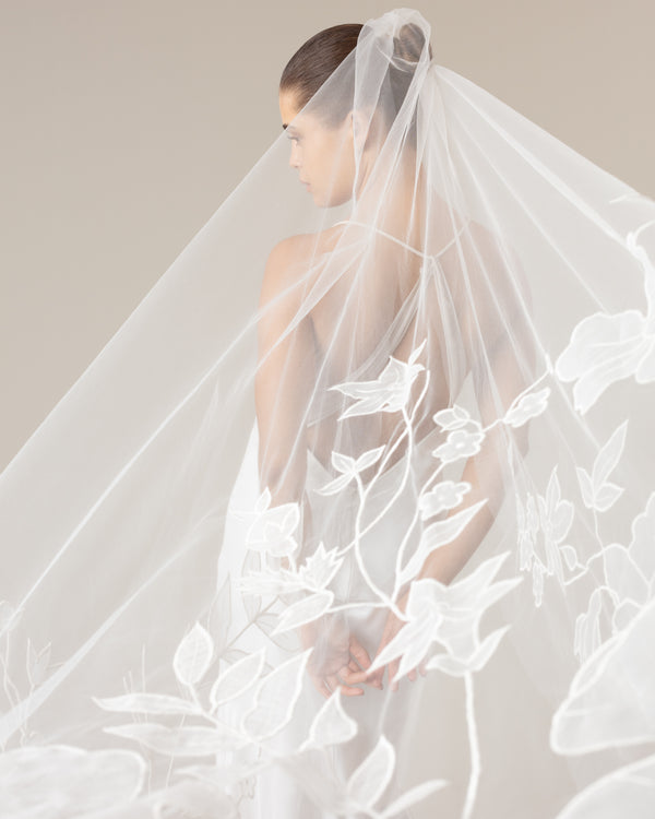 GRACIA ORGANZA EMBROIDERY FLORAL VEIL - Ofrenda Studio