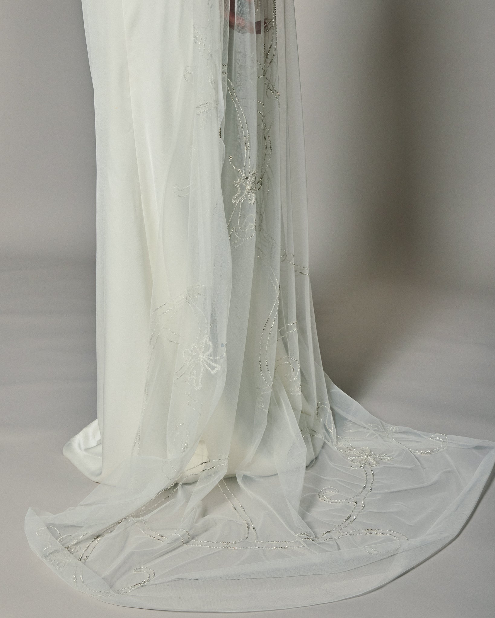 IVY CRYSTAL BEADED VEIL VEIL