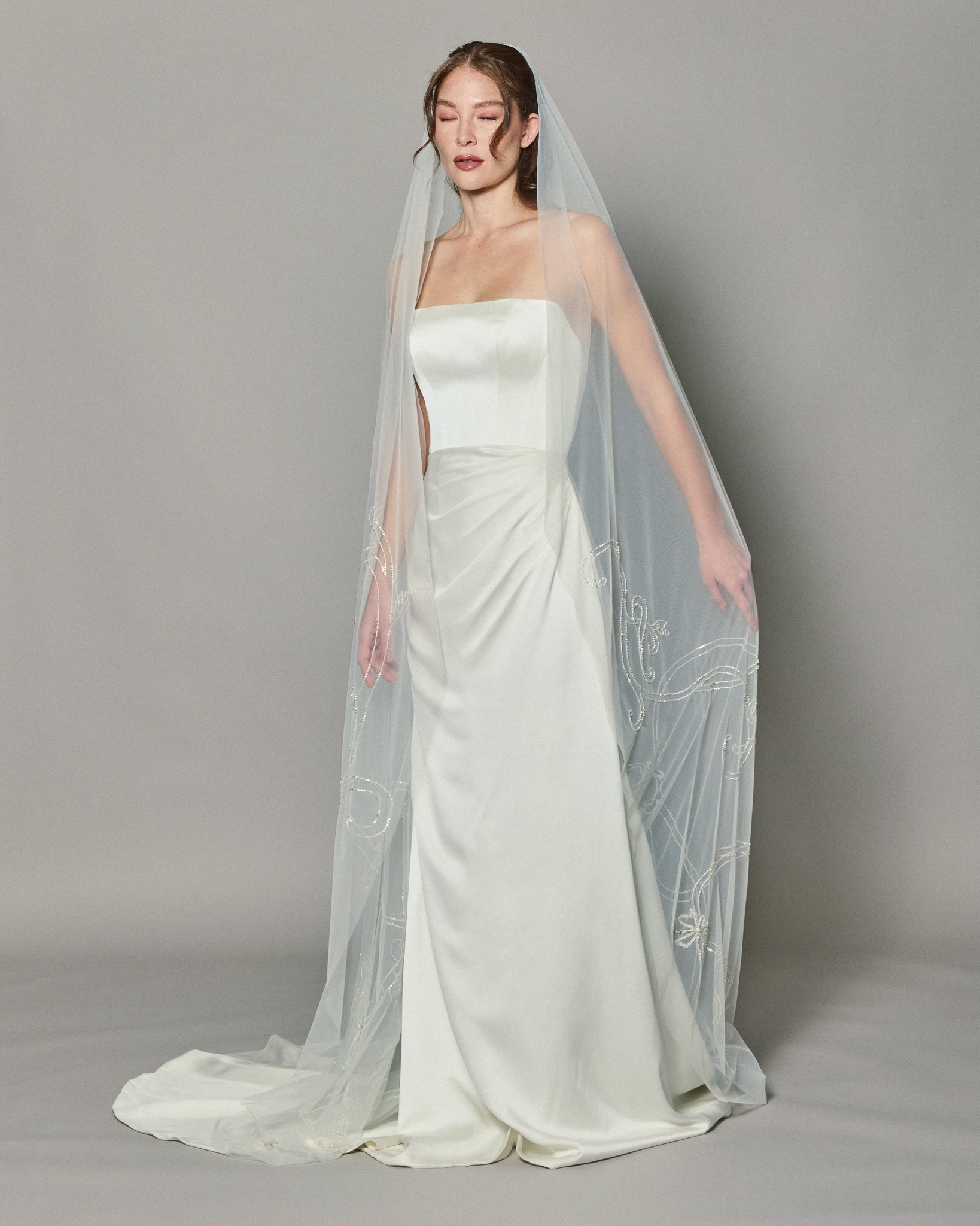 IVY CRYSTAL BEADED VEIL VEIL