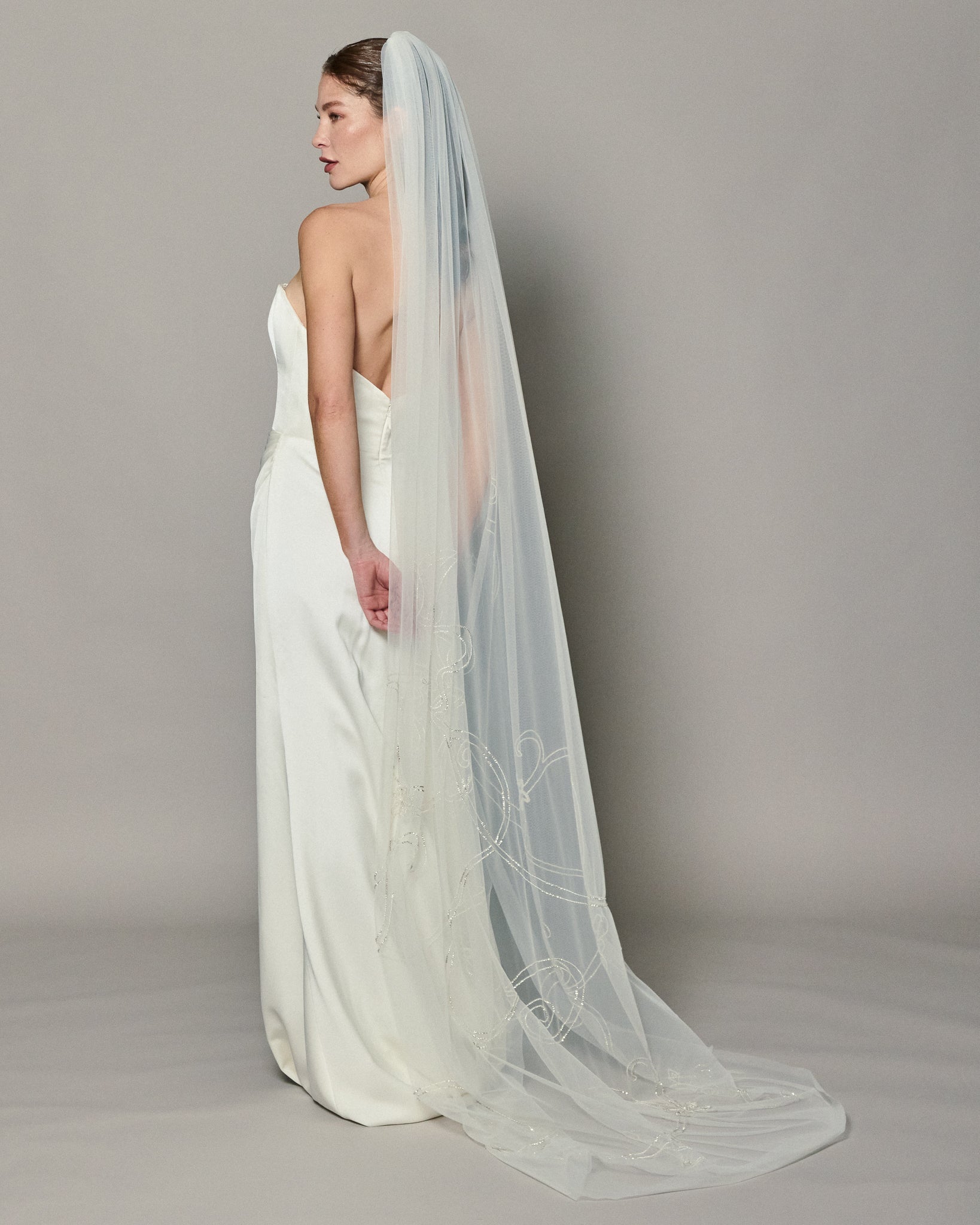 IVY CRYSTAL BEADED VEIL VEIL