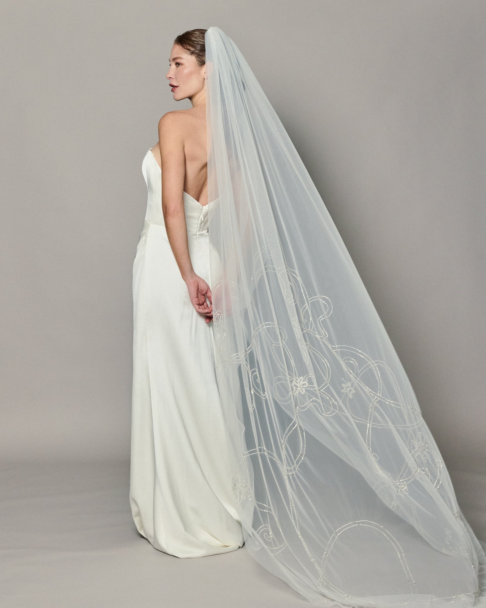 IVY CRYSTAL BEADED VEIL VEIL