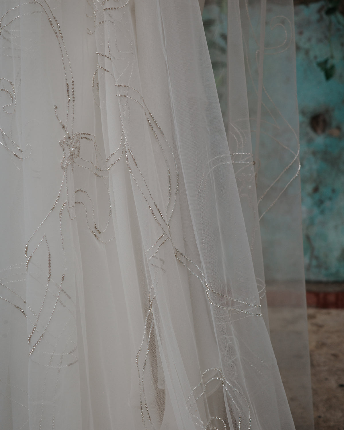 IVY CRYSTAL BEADED VEIL VEIL - Ofrenda Studio
