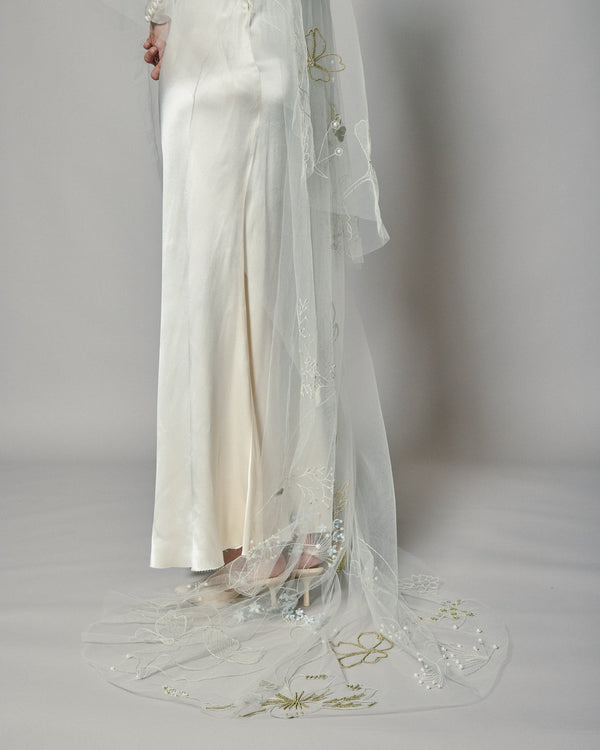 KYOTO COLOR EMBROIDERED VEIL