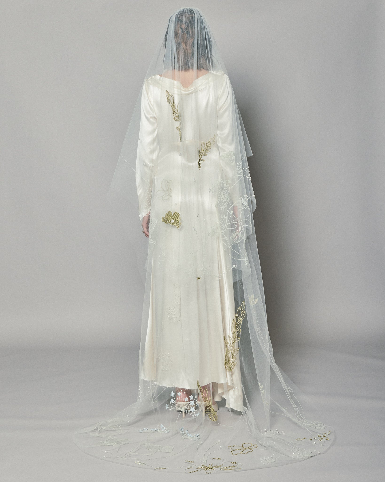 KYOTO COLOR EMBROIDERED VEIL