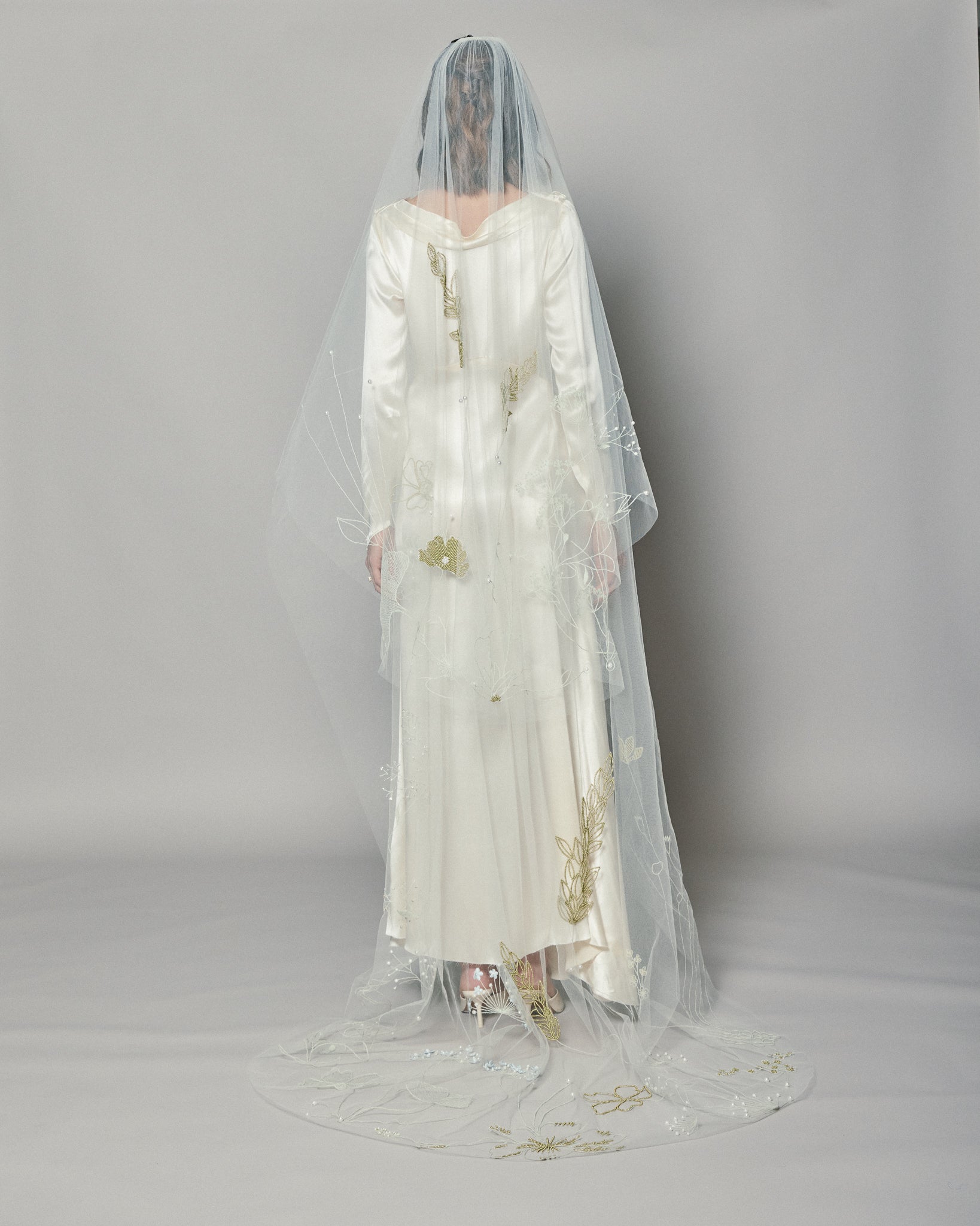 KYOTO COLOR EMBROIDERED VEIL