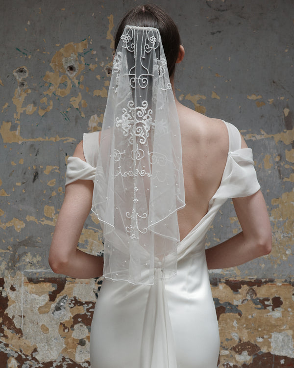 MOON VEIL - Ofrenda Studio