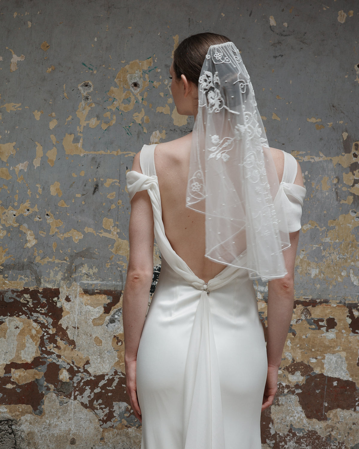 MOON VEIL - Ofrenda Studio