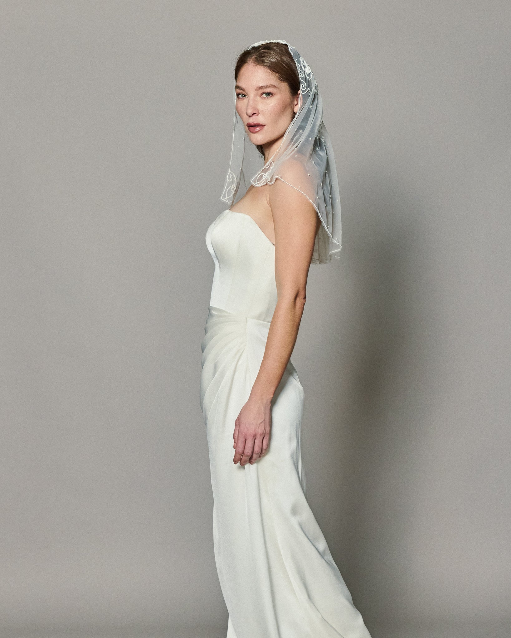 MOON VEIL