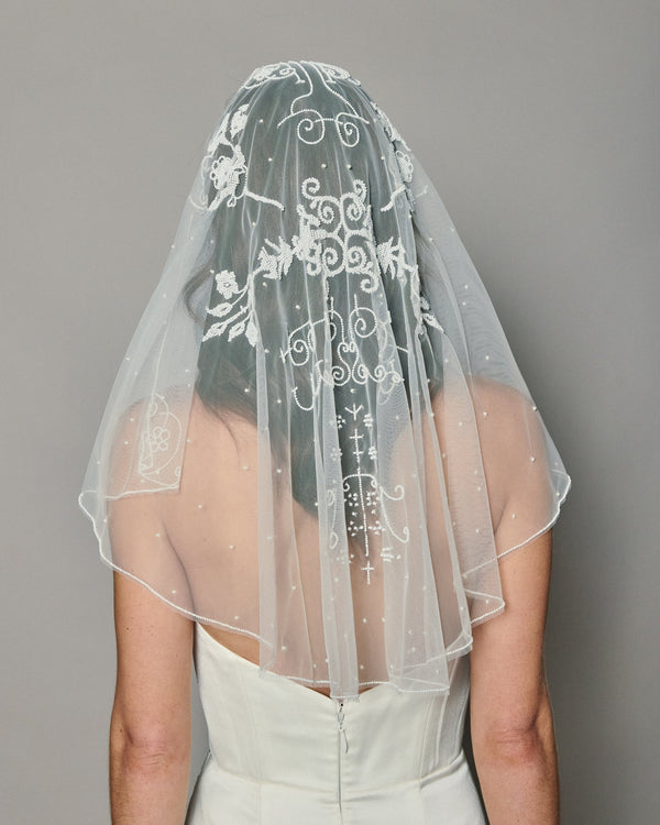 MOON VEIL