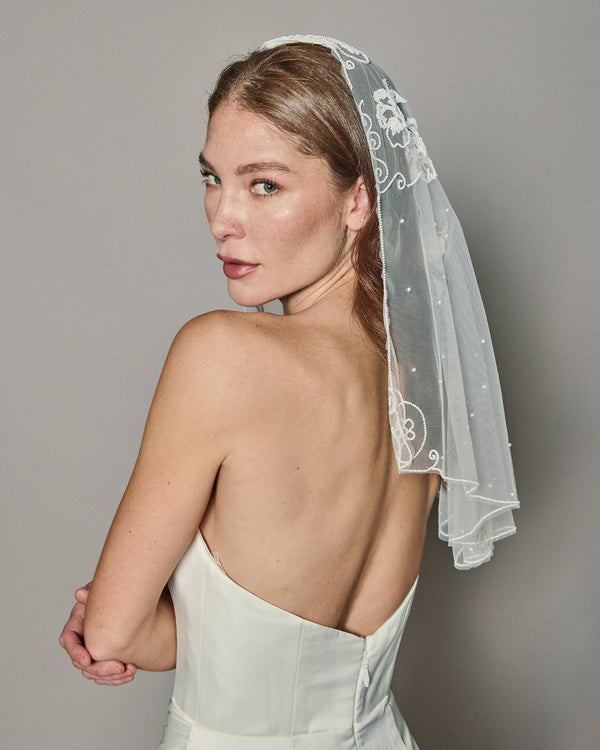 MOON VEIL