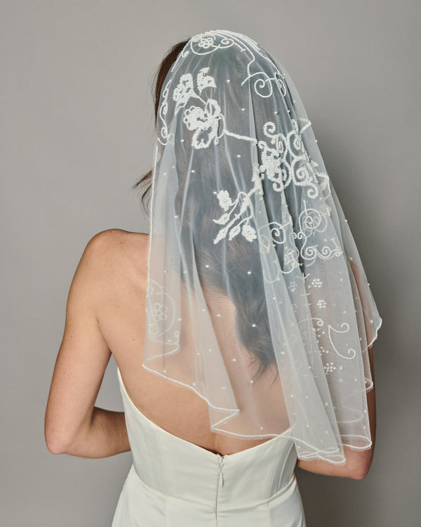 MOON VEIL