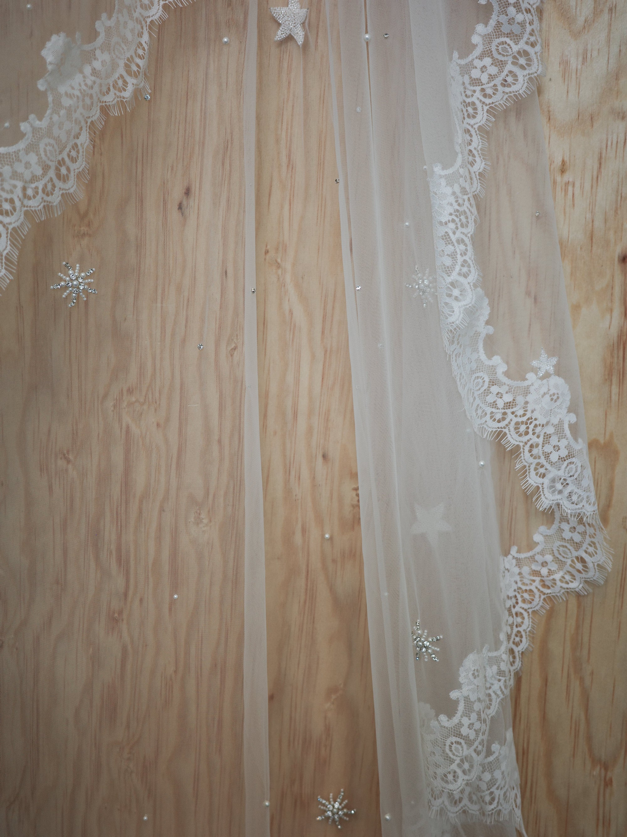 ESTRELLA MANTILLA VEIL