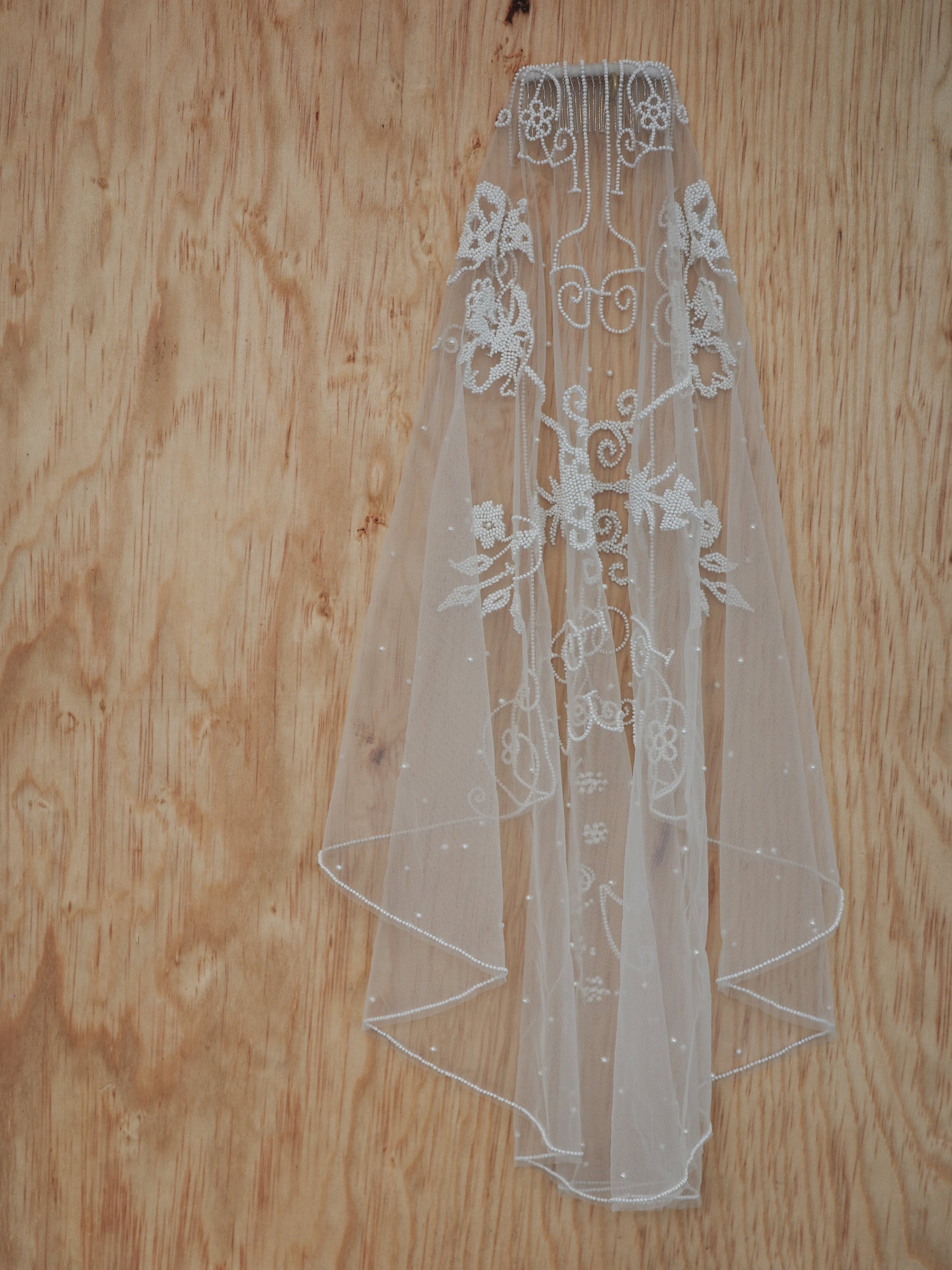 MOON VEIL