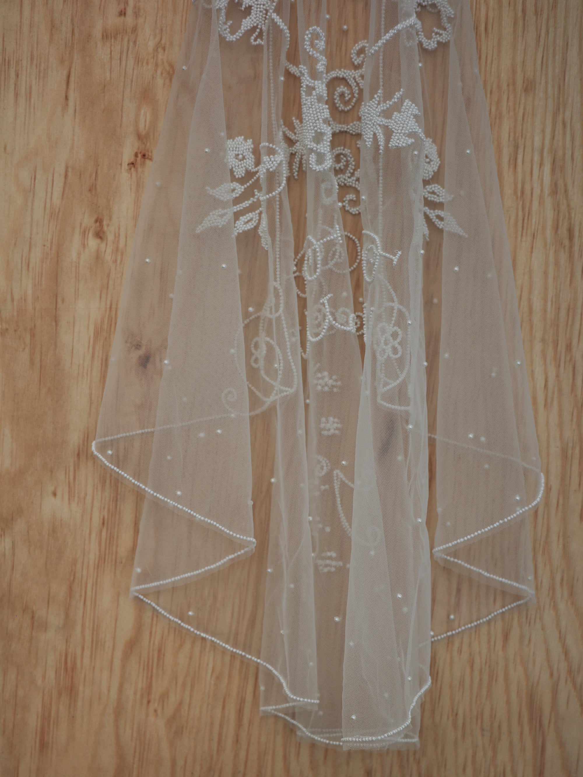 MOON VEIL