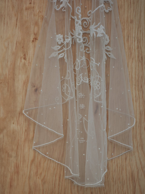 MOON VEIL