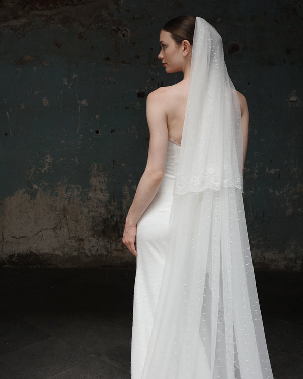 PENELOPE SPANISH LACE MANTILLA - Ofrenda Studio