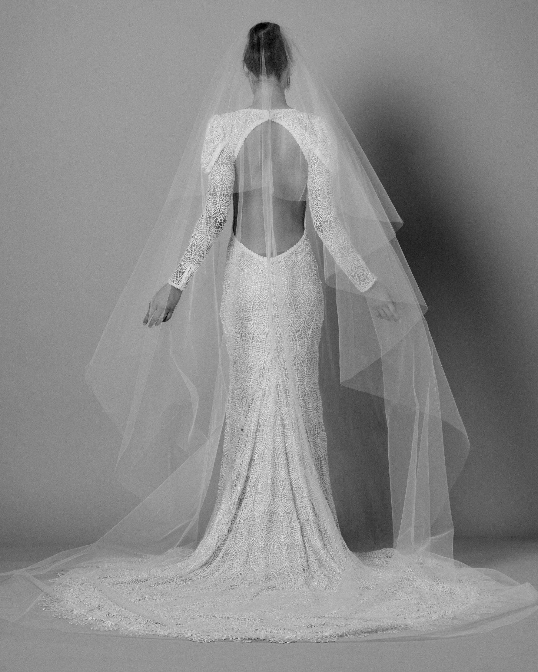 ENGLISH TULLE // RAW EDGE CATHEDRAL LENGTH 118" + 30" STANDARD BLUSHER // IVORY