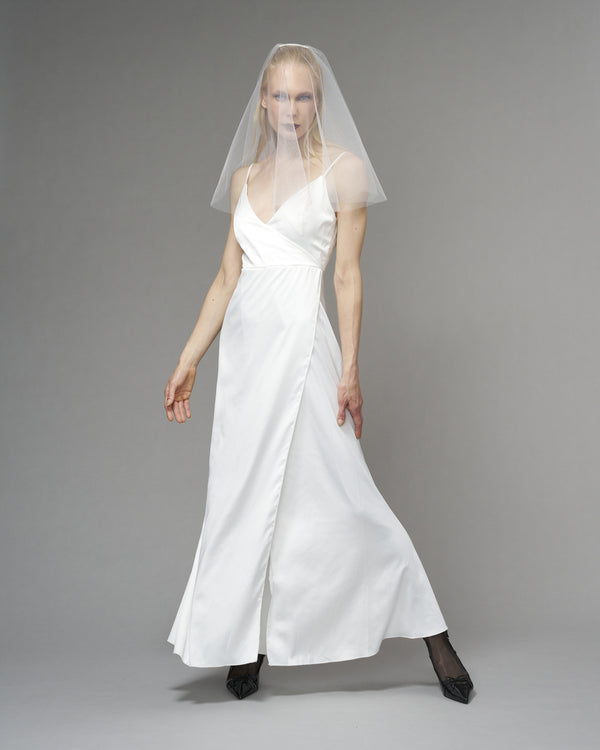 ENGLISH TULLE // RAW EDGE TWO TIER MINI SHOULDER LENGTH  20" // OFF WHITE