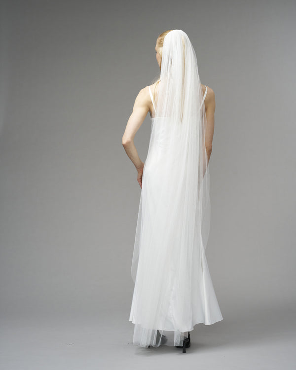 ECO TULLE // RAW EDGE WALTZ LENGTH 90" // LIGHT IVORY