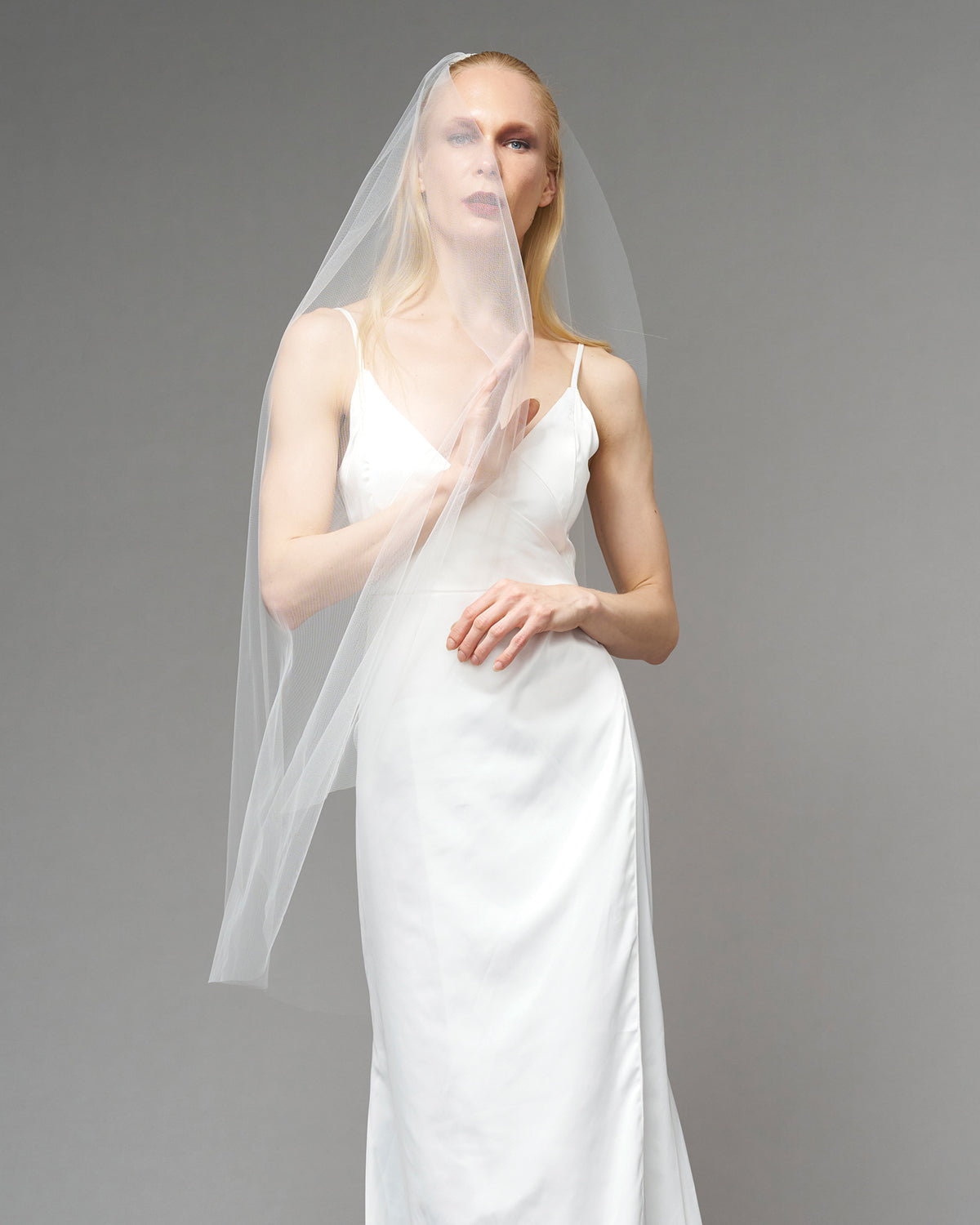 ENGLISH TULLE // RAW EDGE KNEE LENGTH 48"//  IVORY