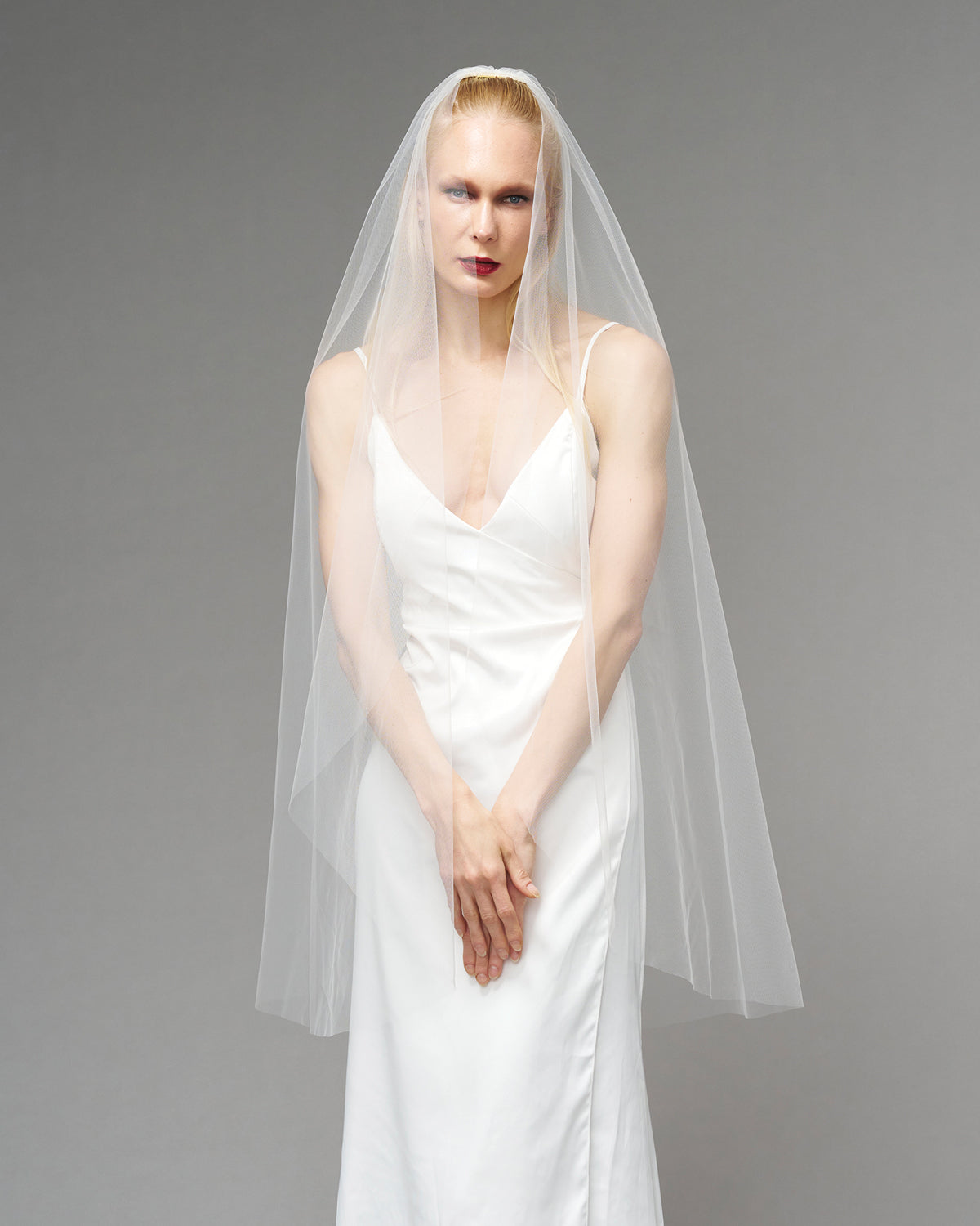 ENGLISH TULLE // RAW EDGE KNEE LENGTH 48"//  IVORY